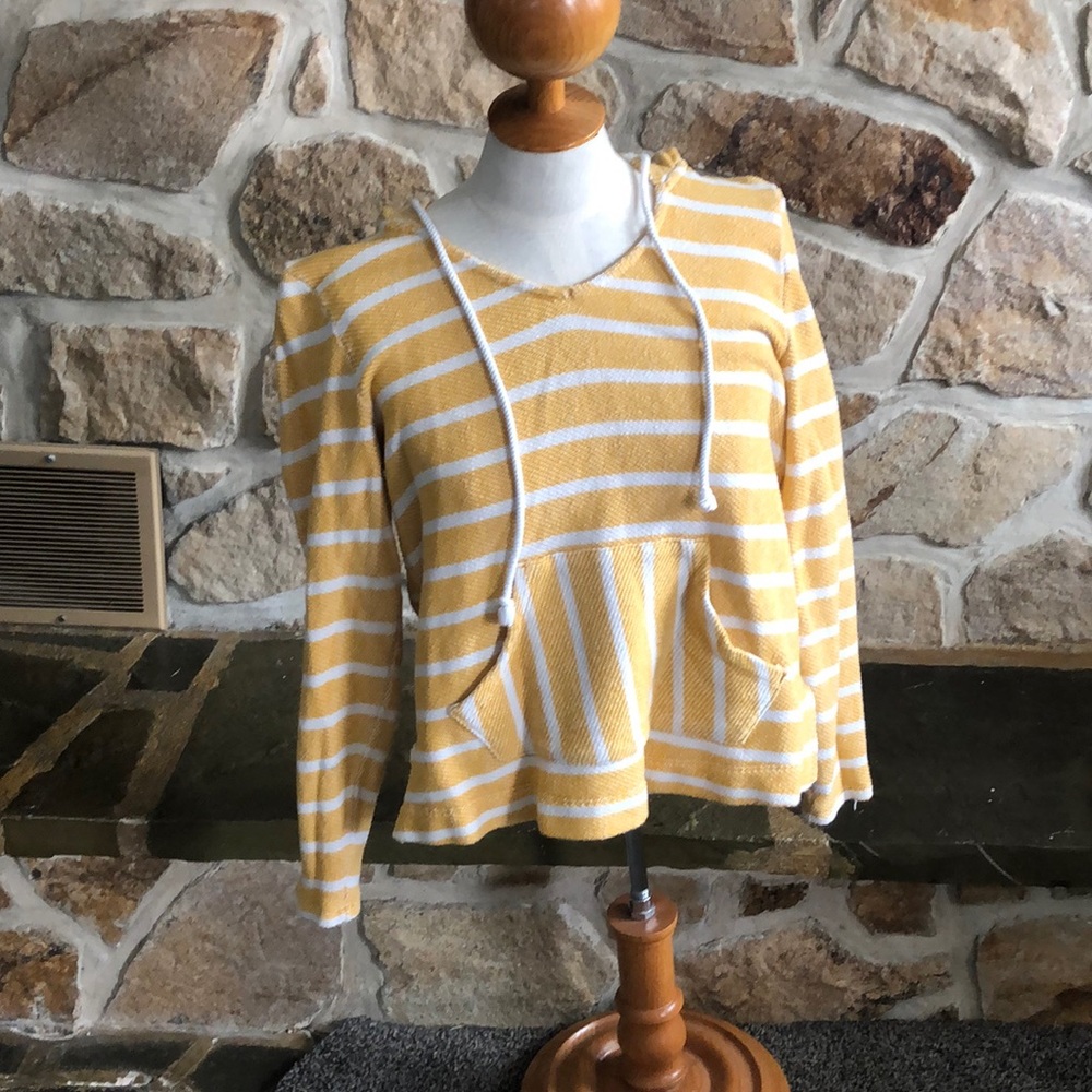 Yellow and white sweatshirt